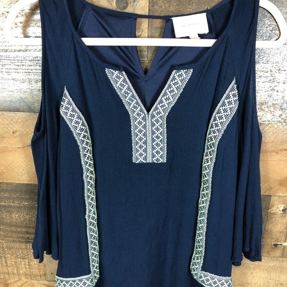 Skies are blue‎ dress - Picture 2 of 8